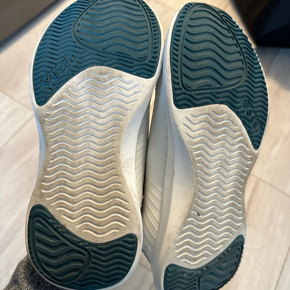 Vessi shoes water proof - Picture 3 of 3